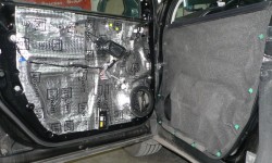 Шумоизоляция дверей Honda CR-V 2015 года